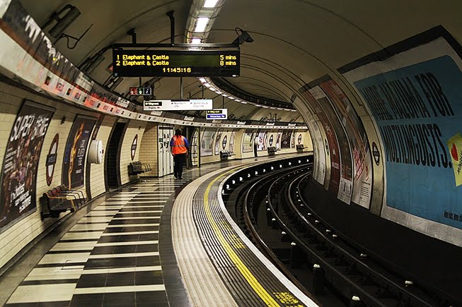 London_Underground_tube_trains